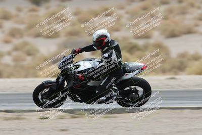 media/May-05-2025-Moto Forza (Mon) [[3c1838c5e5]]/2-B Group/Session 3 (Panning Test Turn 14 Inside)/